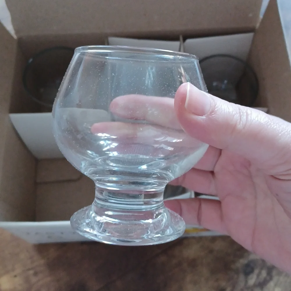 Six assorted mini dessert glassware - Picture 3 of 6
